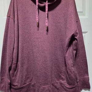 Old Navy Active Women's XL plum color lightweight sweatshirt with pockets
